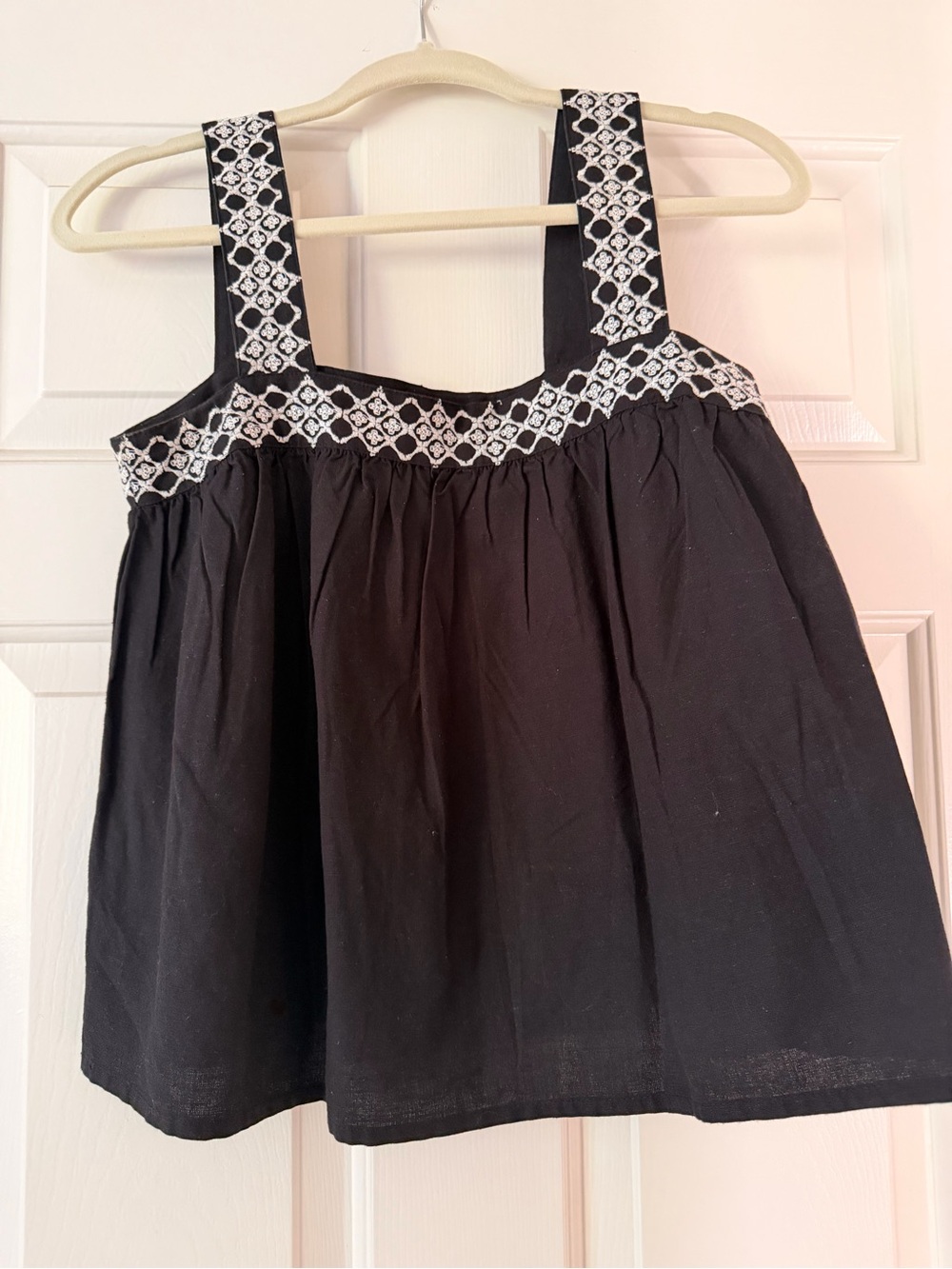 Mango Embroidered Cotton-Linen top